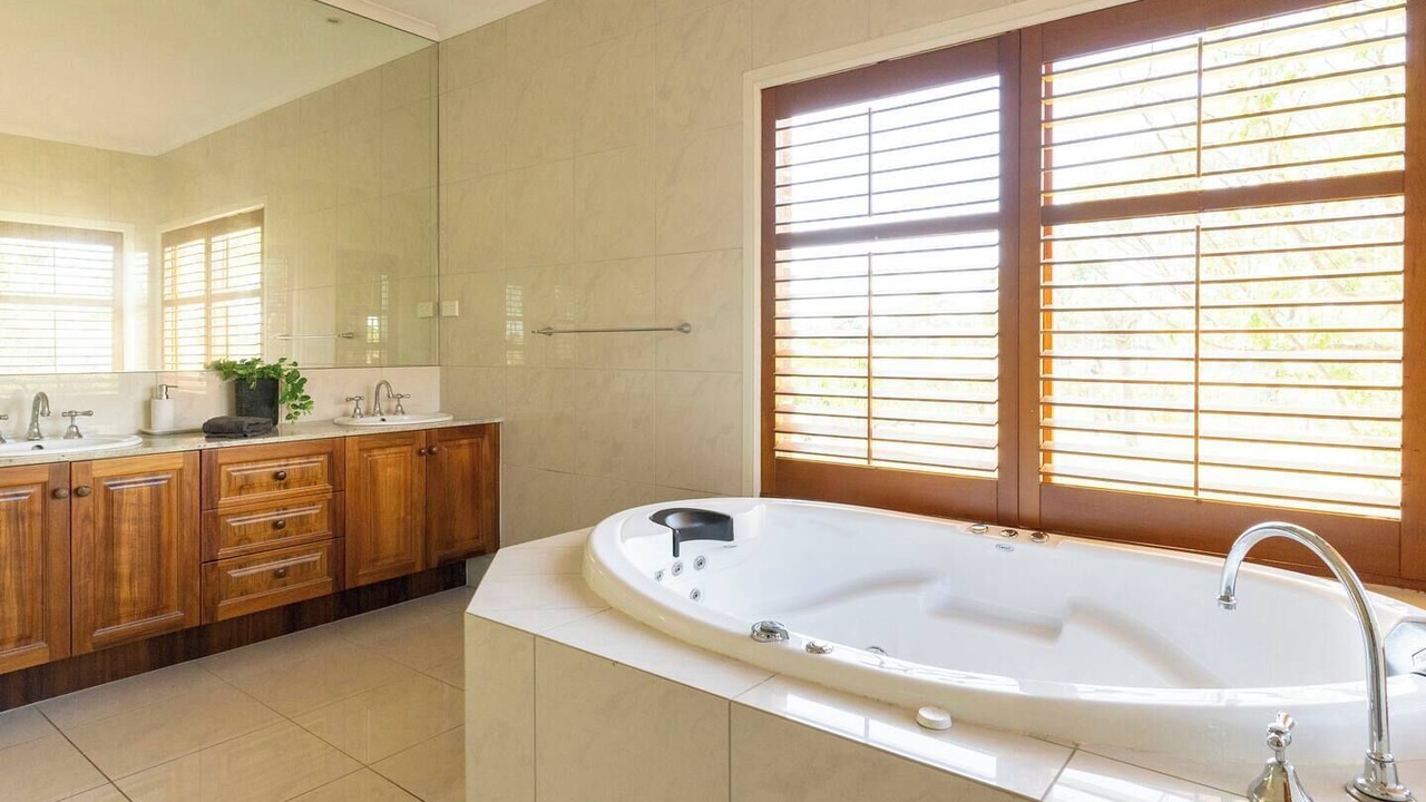 Photo of Bathroom in Keysborough