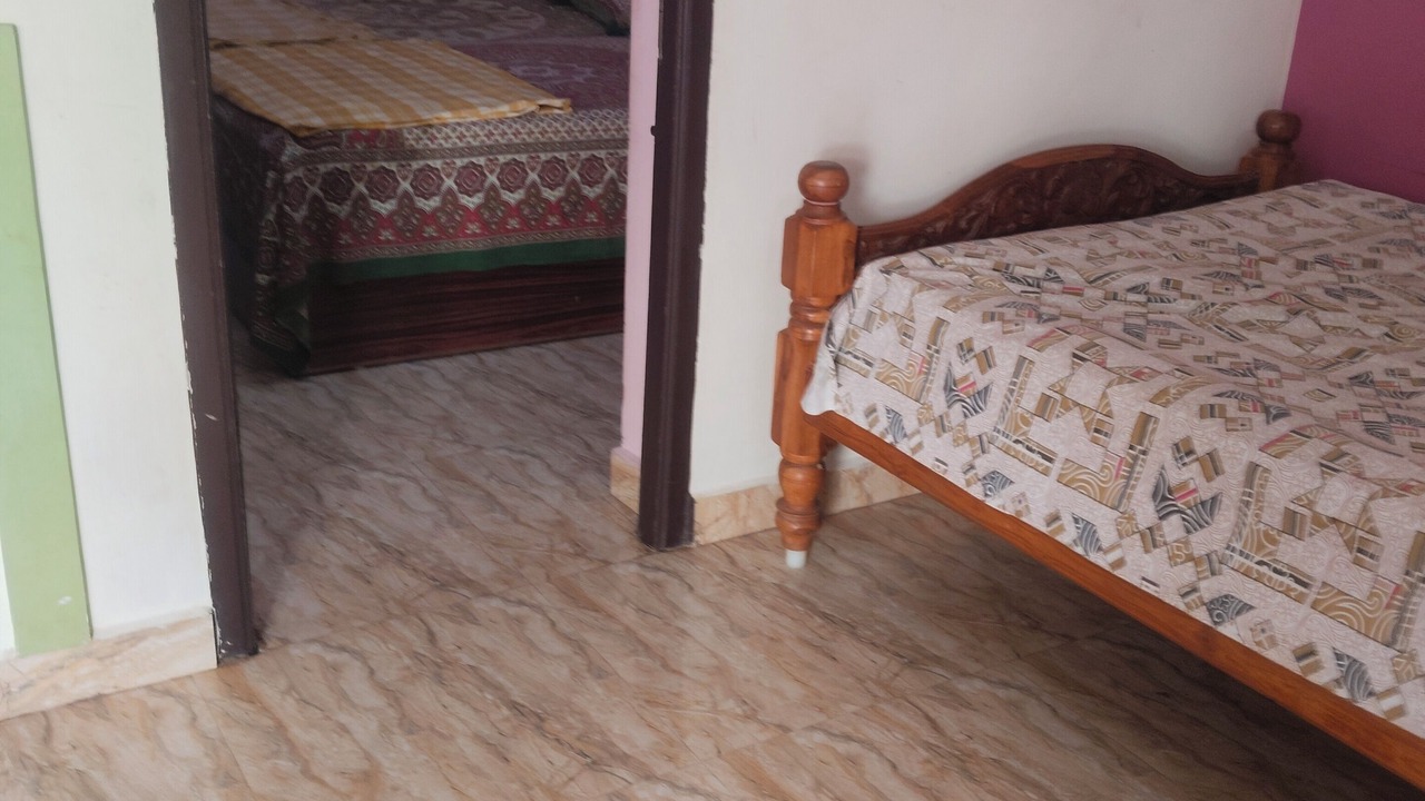 Photo of Bedroom in Tiruvannamalai