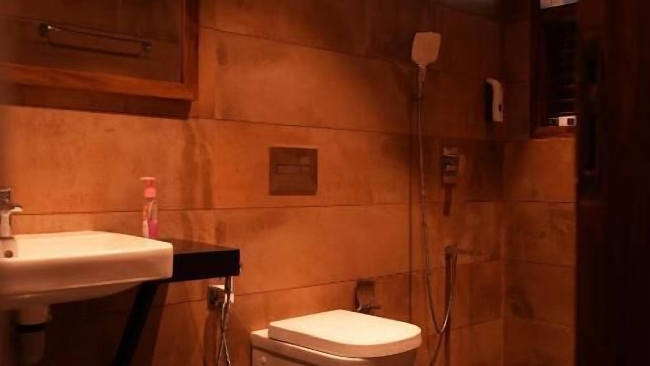 Photo of Bathroom in Kainakary