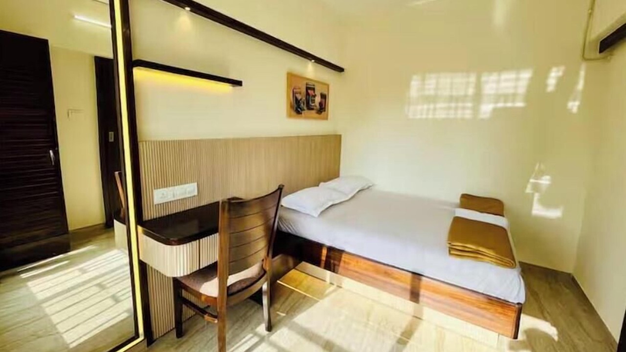 Photo of Bedroom in Kandivali East