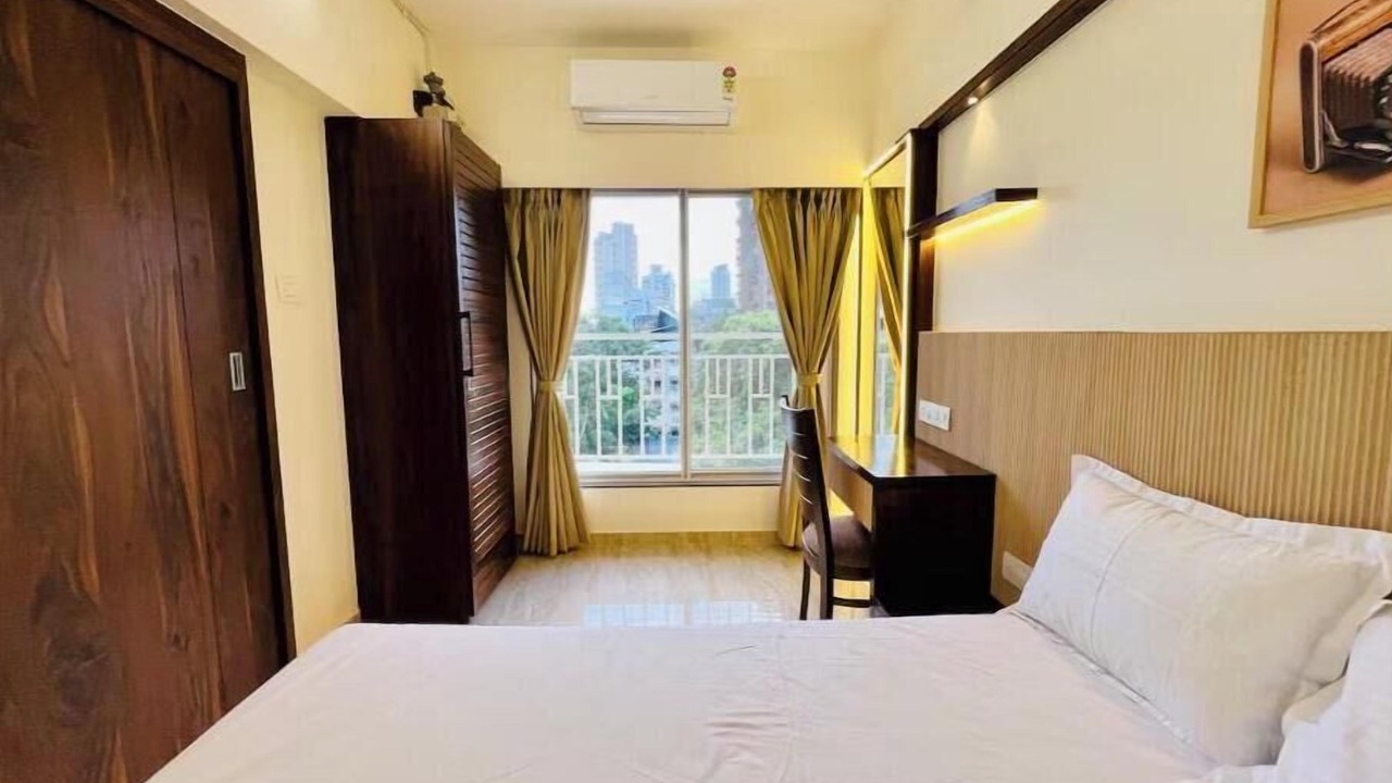 Photo of Bedroom in Kandivali East