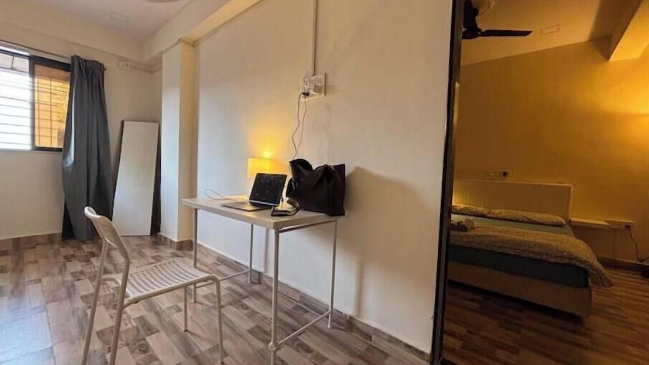 Photo of Bedroom in Pali Hill