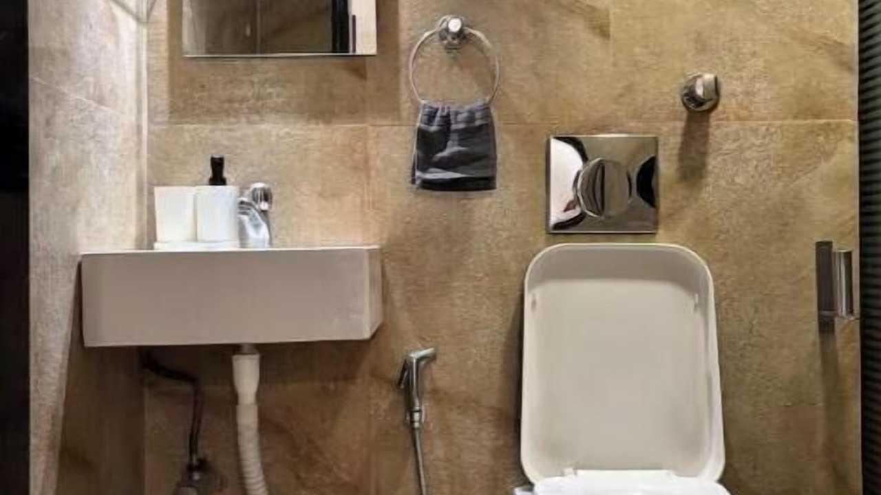 Photo of Bathroom in Pali Hill