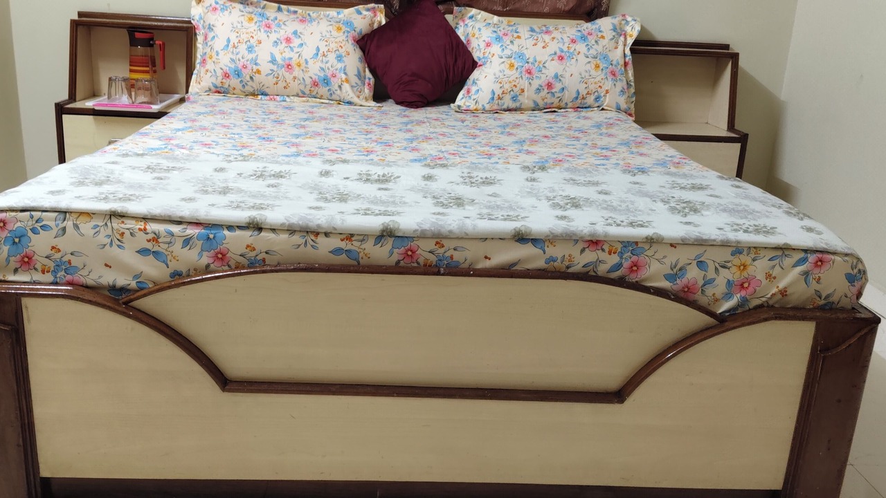 Photo of Bedroom in Pardi