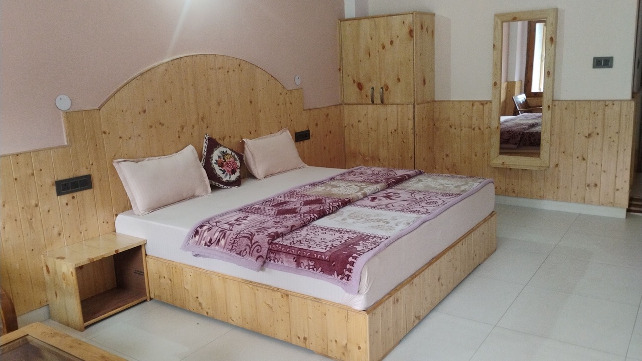 Photo of Bedroom in Old Manali
