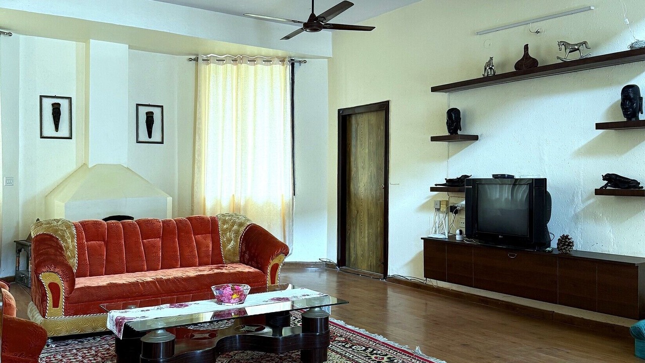 Photo of Livingroom in Nainital