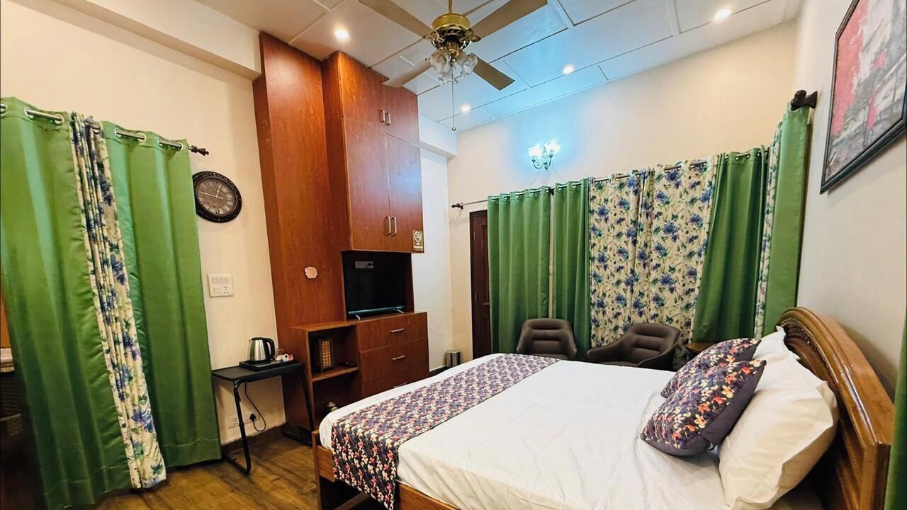 Photo of Bedroom in Sidhpur