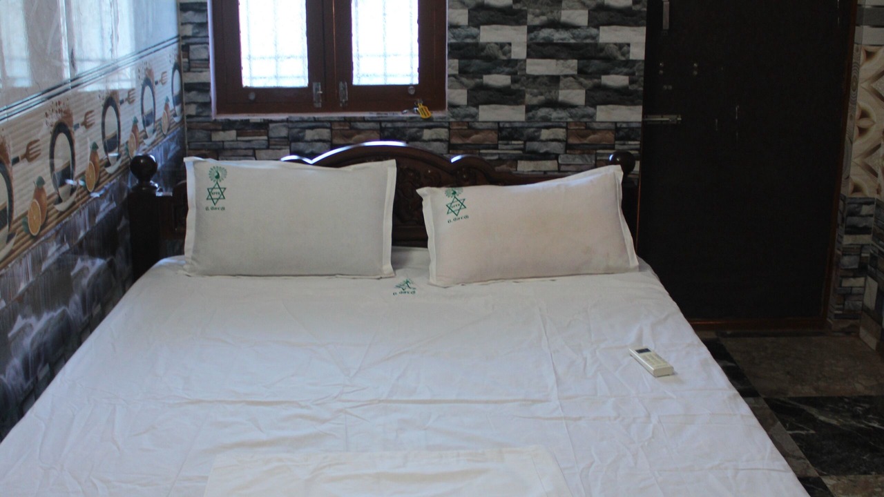 Photo of Bedroom in Tiruvannamalai