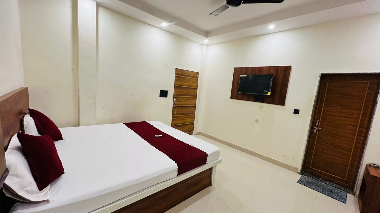 Photo of Bedroom in Varanasi
