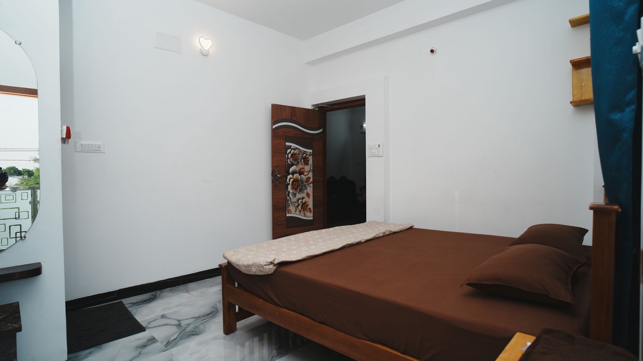 Photo of Bedroom in Tiruvannamalai