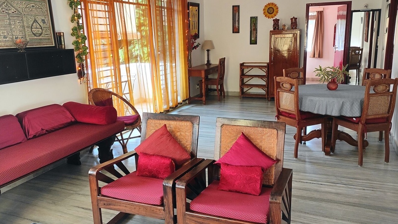 Photo of Livingroom in White Town