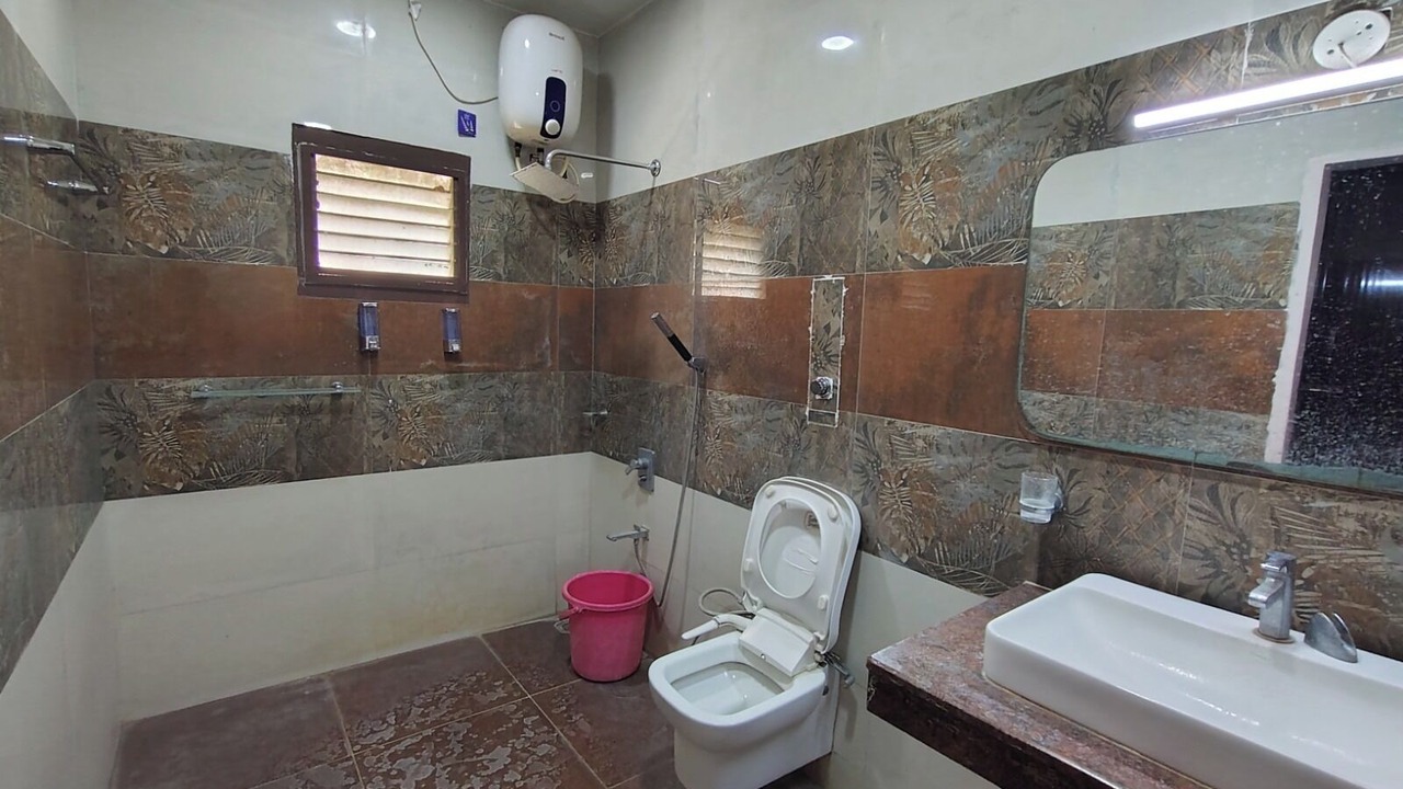 Photo of Bathroom in Tiruvannamalai