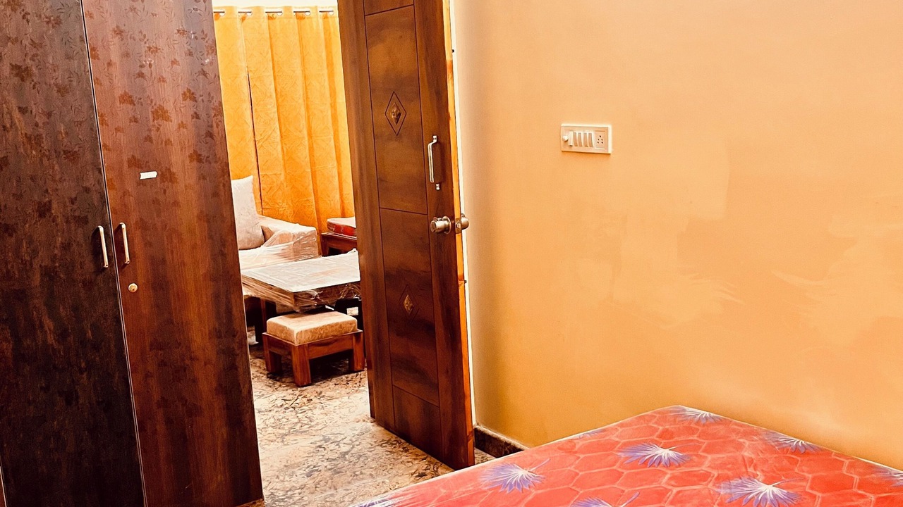 Photo of Bedroom in Krishnarajapura