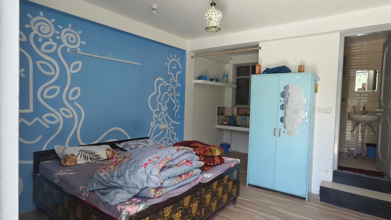 Photo of Bedroom in Bashisht