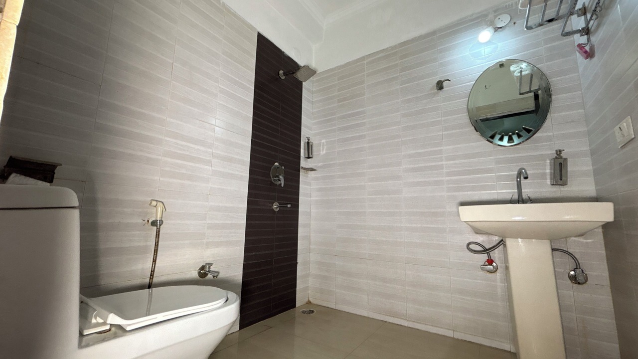 Photo of Bathroom in Mahipalpur