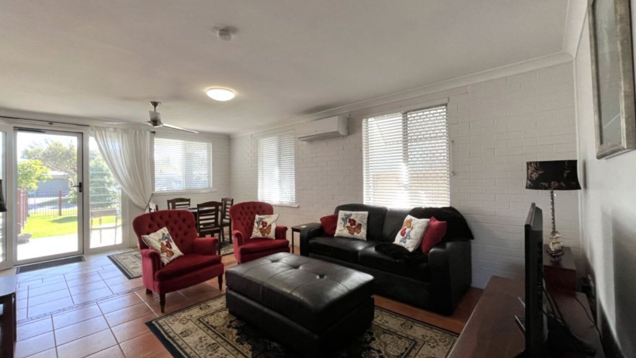 Photo of Livingroom in Golden Beach