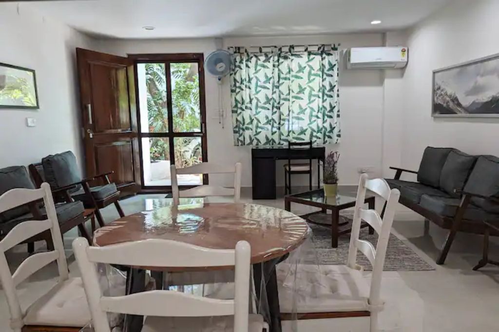 Photo of Livingroom in Somajiguda
