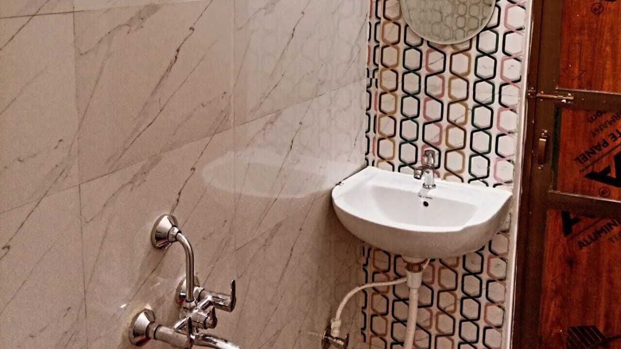 Photo of Bathroom in Varanasi