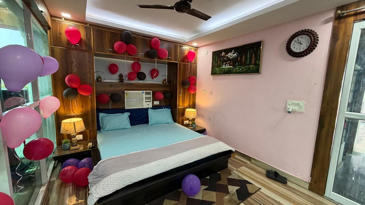 Photo of Bedroom in Allahabad