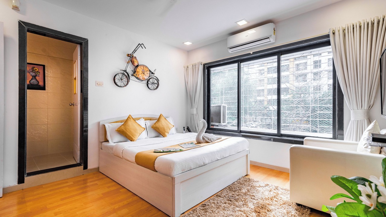 Photo of Bedroom in Kandivali East