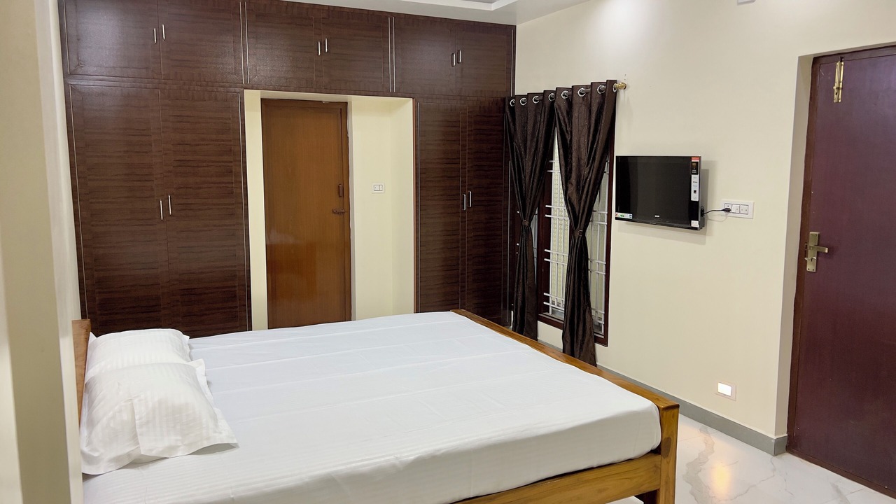 Photo of Bedroom in Tiruvannamalai