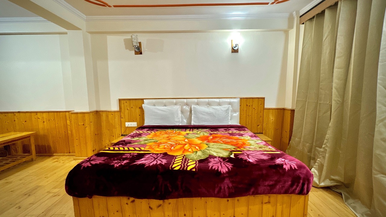 Photo of Bedroom in Old Manali