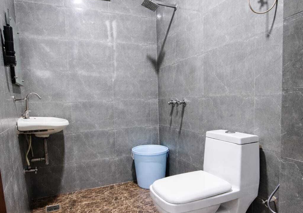 Photo of Bathroom in Mahipalpur Extension