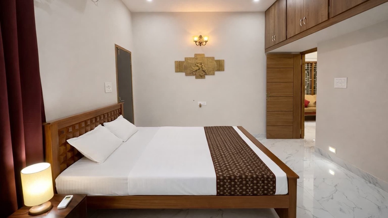 Photo of Bedroom in Mothilal Nagar