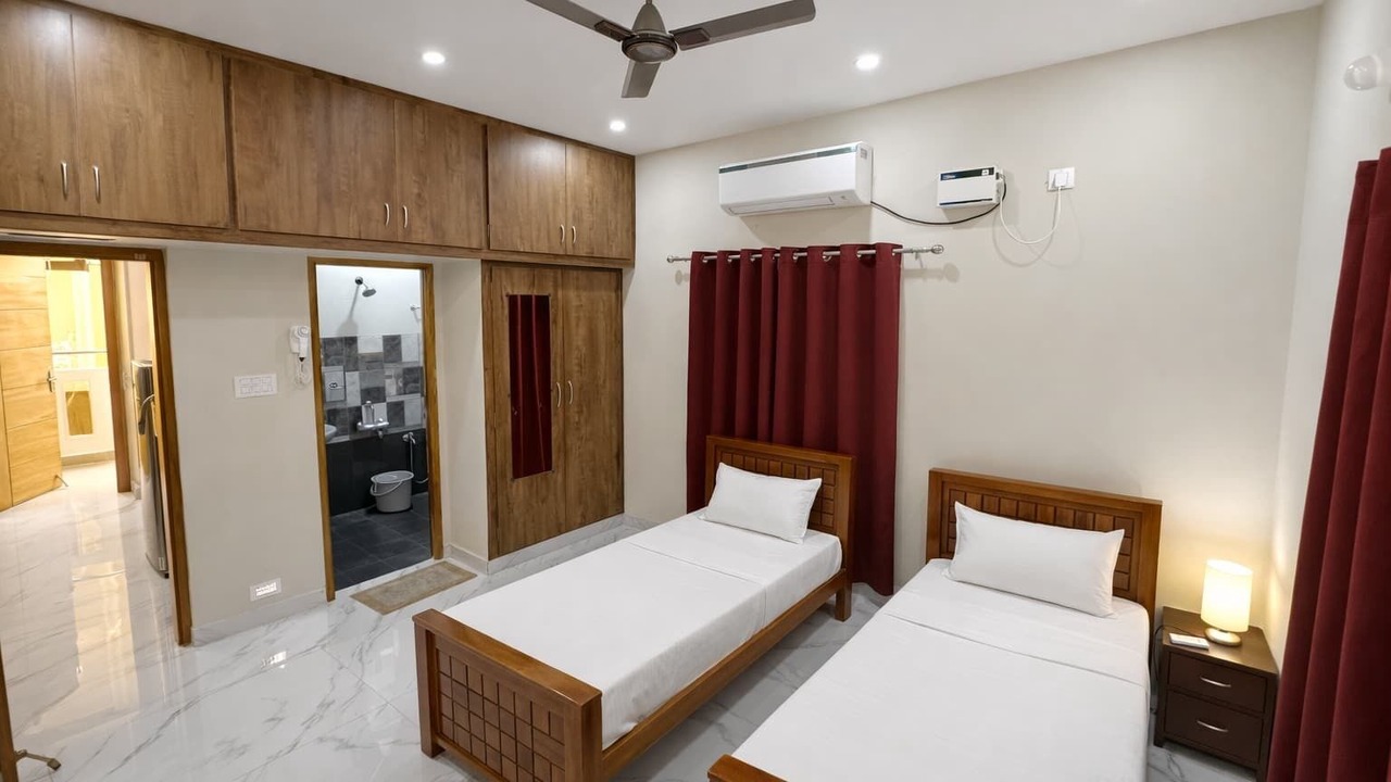 Photo of Bedroom in Mothilal Nagar