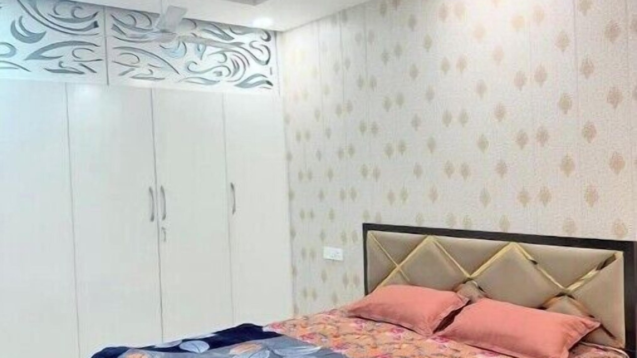 Photo of Bedroom in East of Kailash