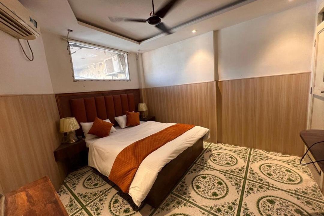 Photo of Bedroom in Allahabad