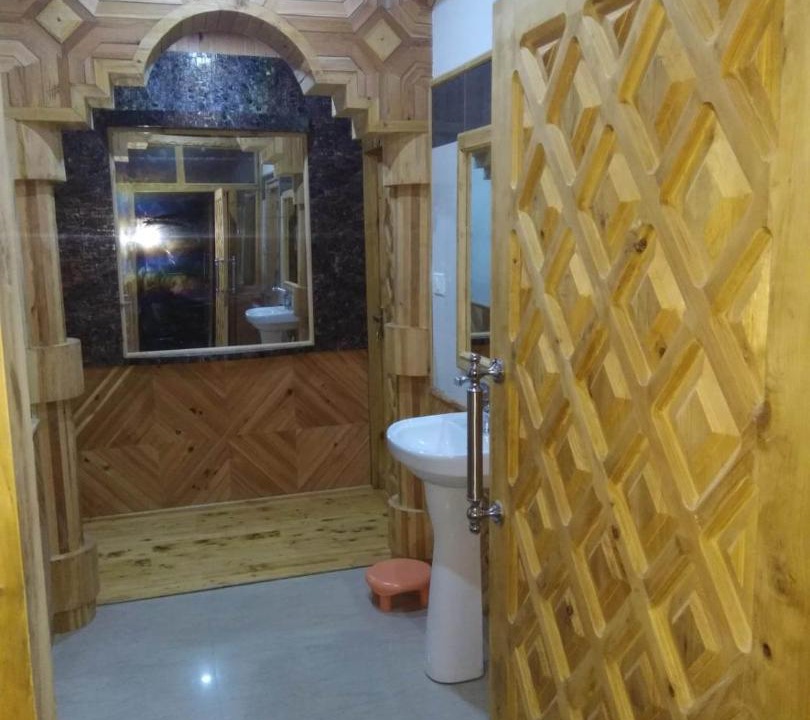 Photo of Bathroom in Kufri