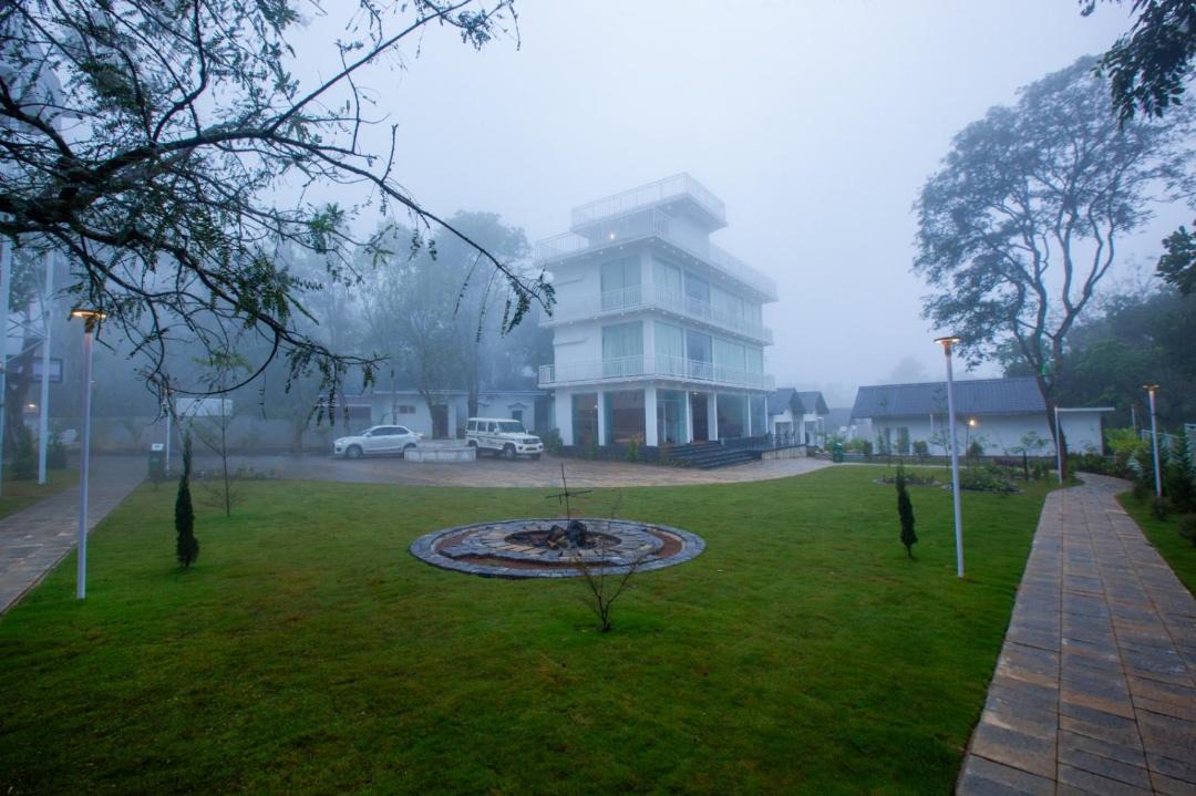 Photo of Others in Chellarcovil