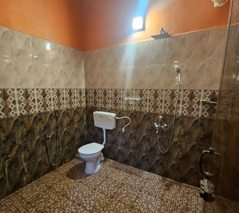 Photo of Bathroom in White Town
