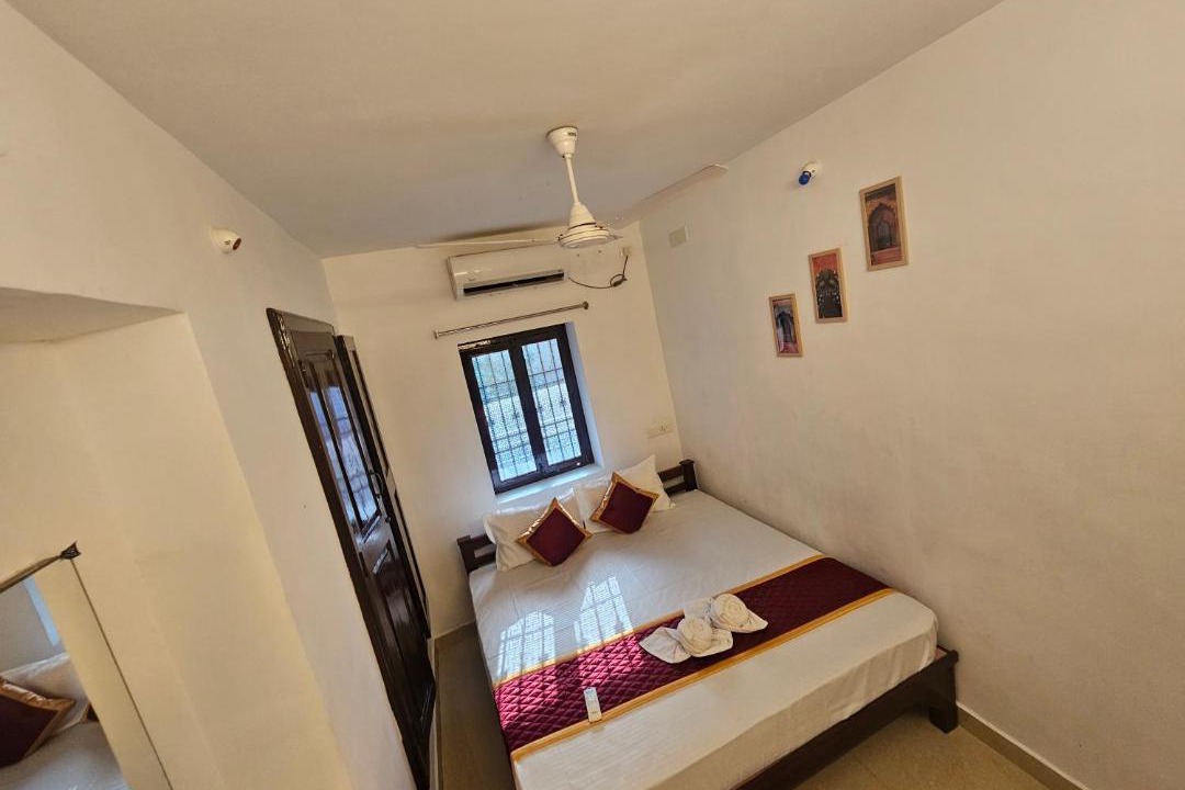 Photo of Bedroom in White Town