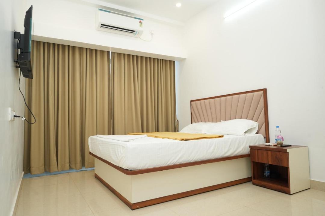 Photo of Bedroom in Adyar