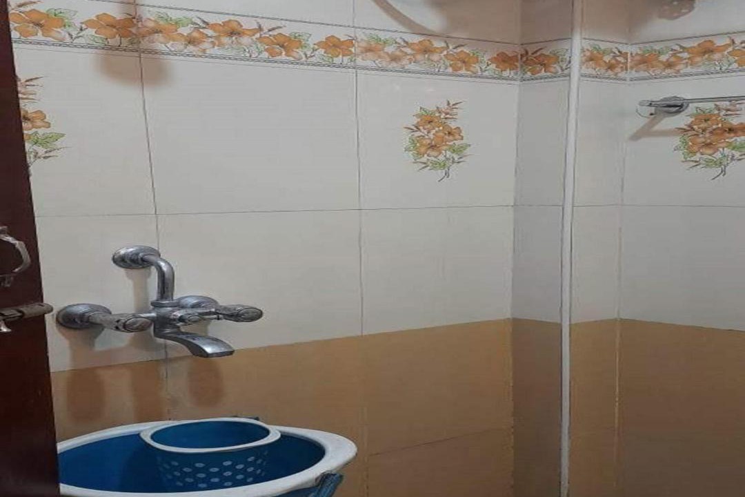 Photo of Bathroom in White Town