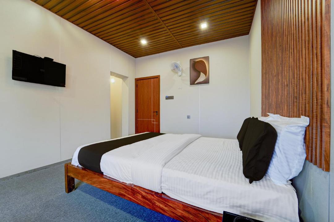 Photo of Bedroom in Karaikudi