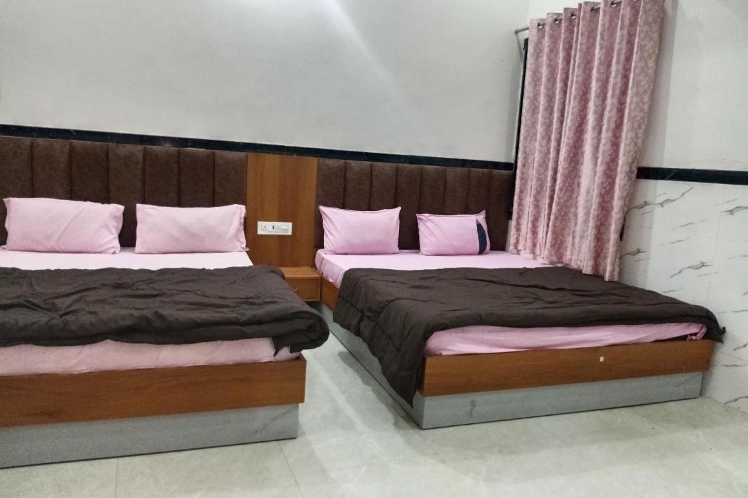 Photo of Bedroom in Khatu