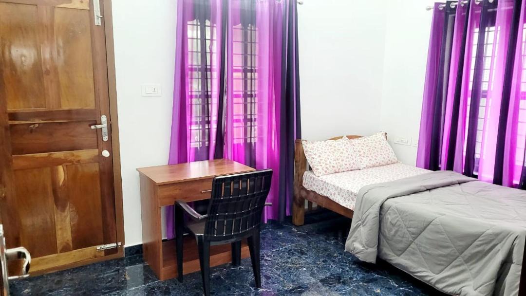Photo of Bedroom in Alappuzha