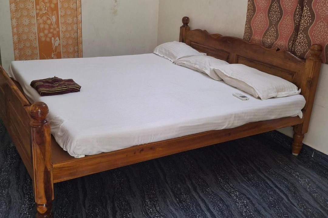Photo of Bedroom in Ganapathichettikulam