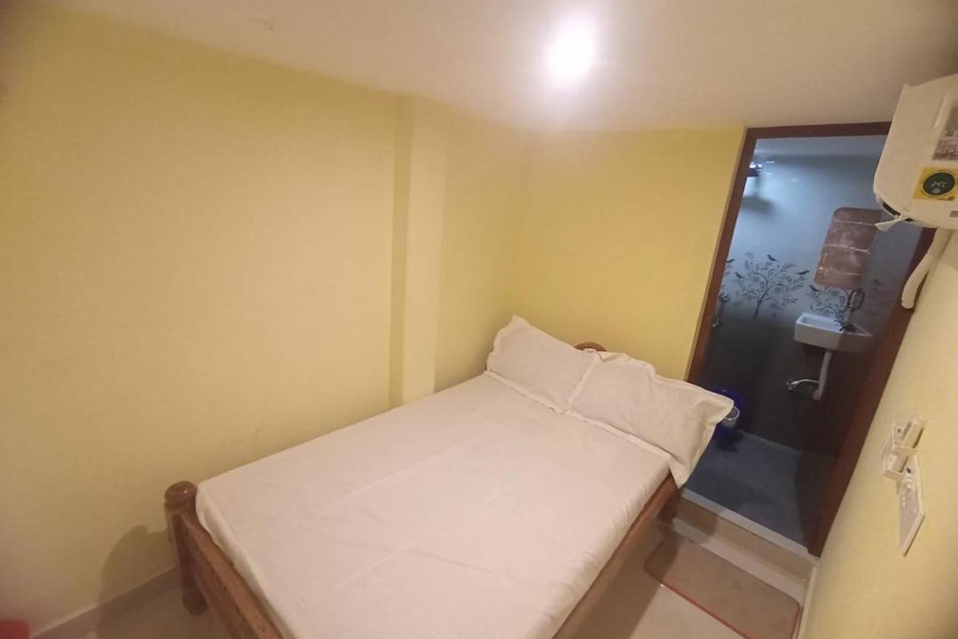Photo of Bedroom in Tiruvannamalai