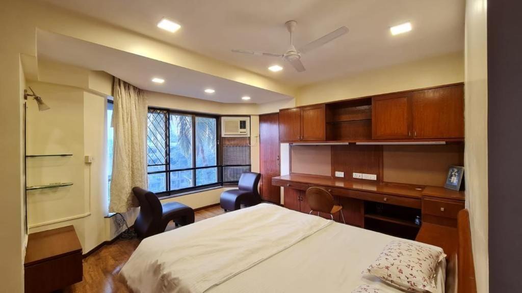 Photo of Bedroom in Dadar East