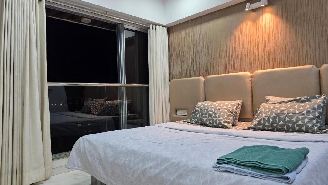 Photo of Bedroom in Malabar Hill