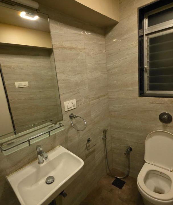Photo of Bathroom in Malabar Hill