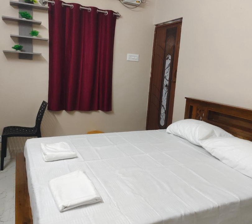 Photo of Bedroom in Aruppukkottai