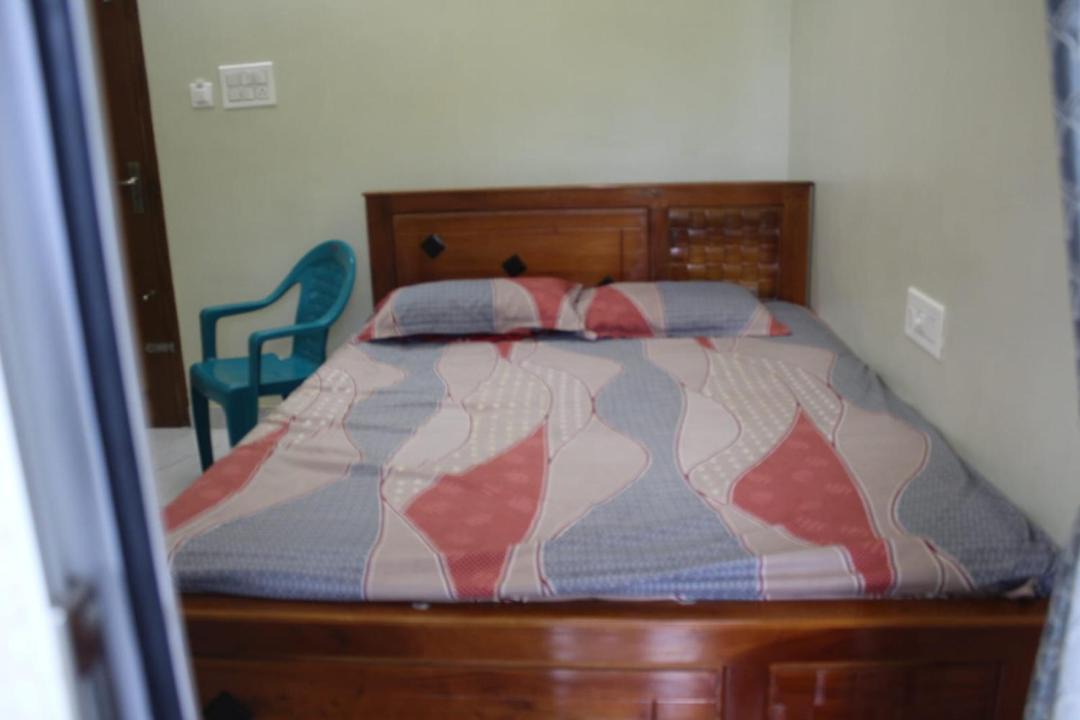 Photo of Bedroom in Tiruchendur