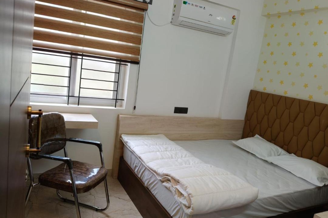 Photo of Bedroom in Palm Meadows
