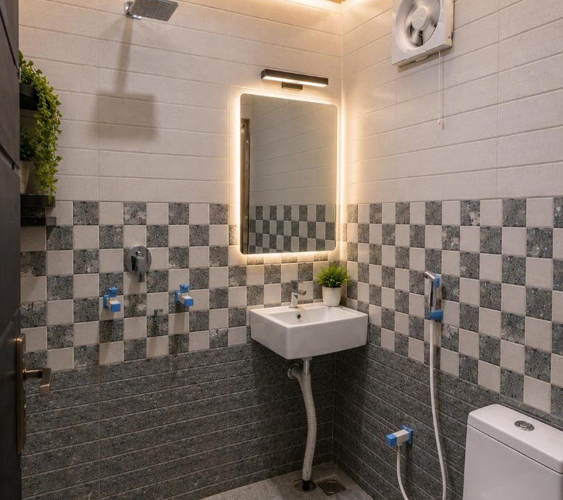 Photo of Bathroom in Govardhan