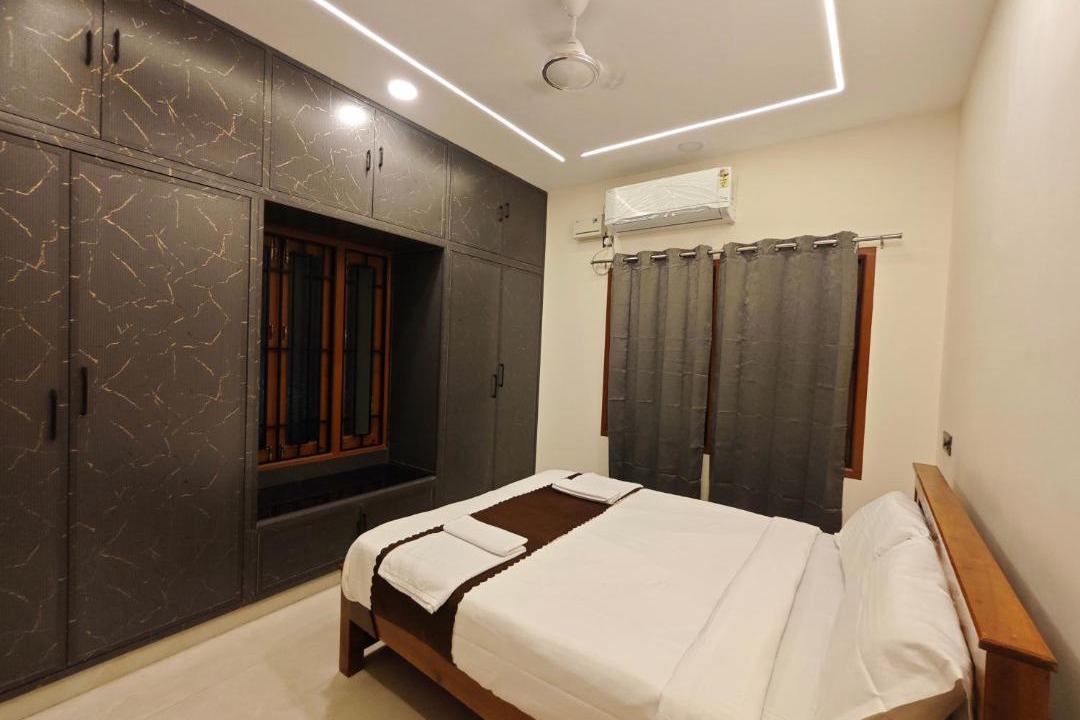 Photo of Bedroom in Manapakkam